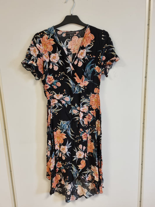 Blomstret omslagskjole - M