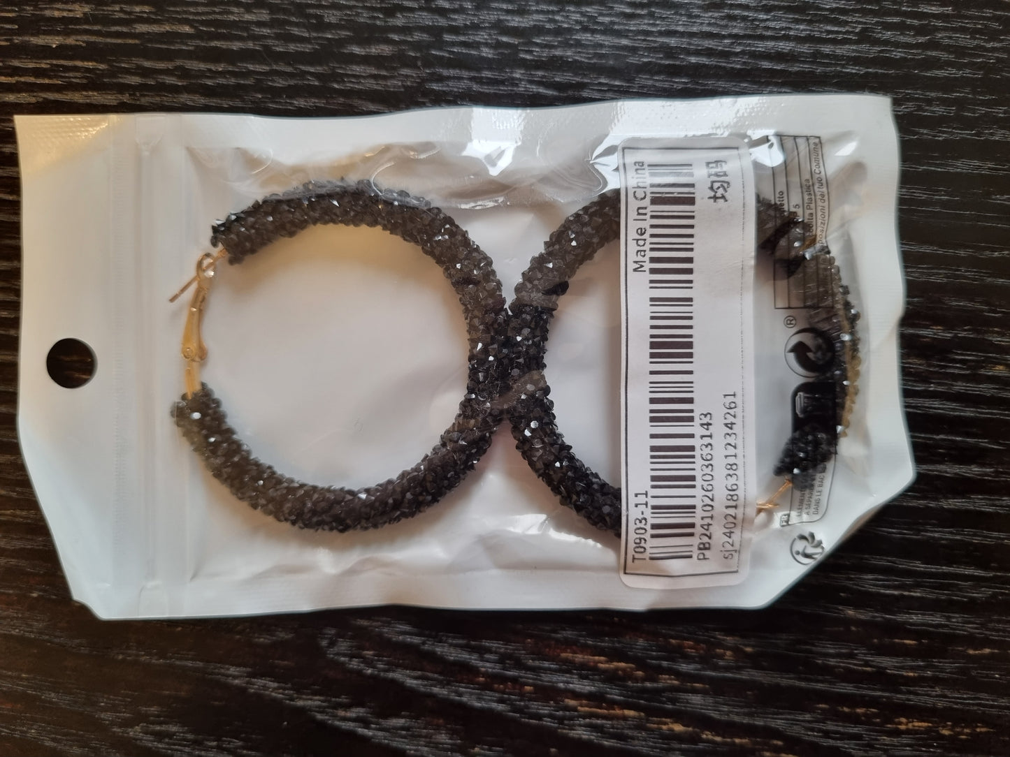 NY! Svarte hoops