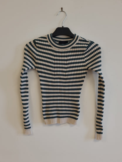 Ribbestrikket genser - S
