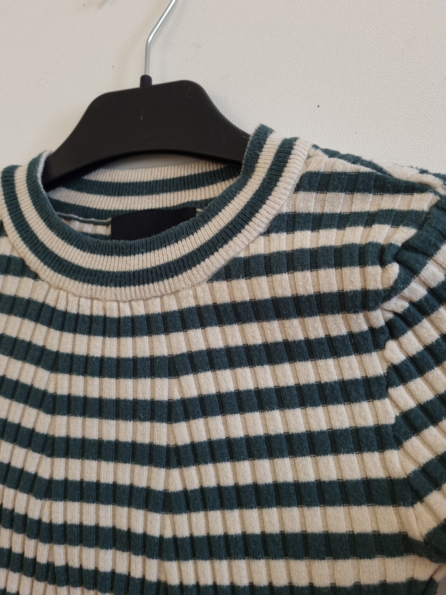 Ribbestrikket genser - S