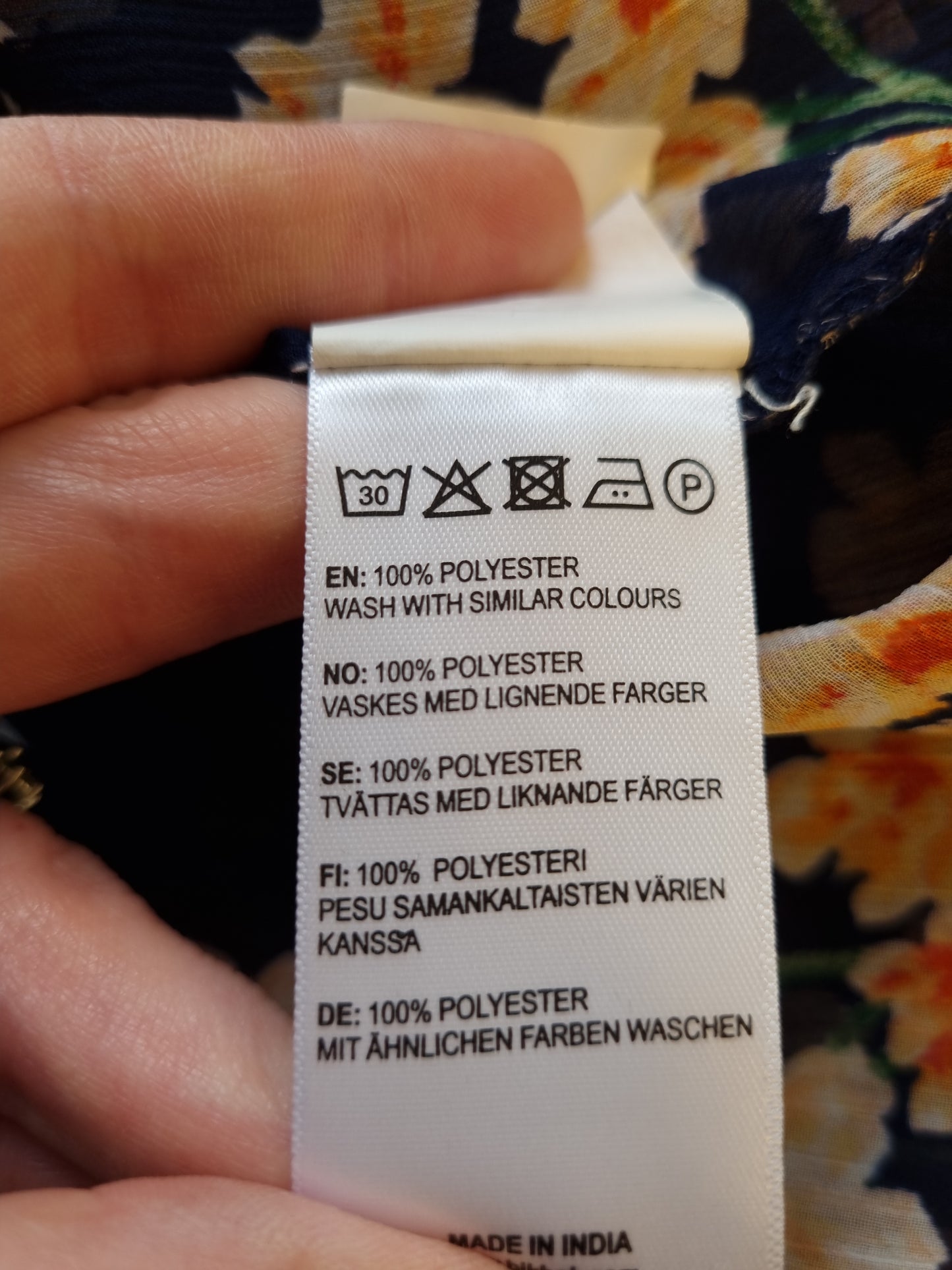 BikBok blomstret kjole - M