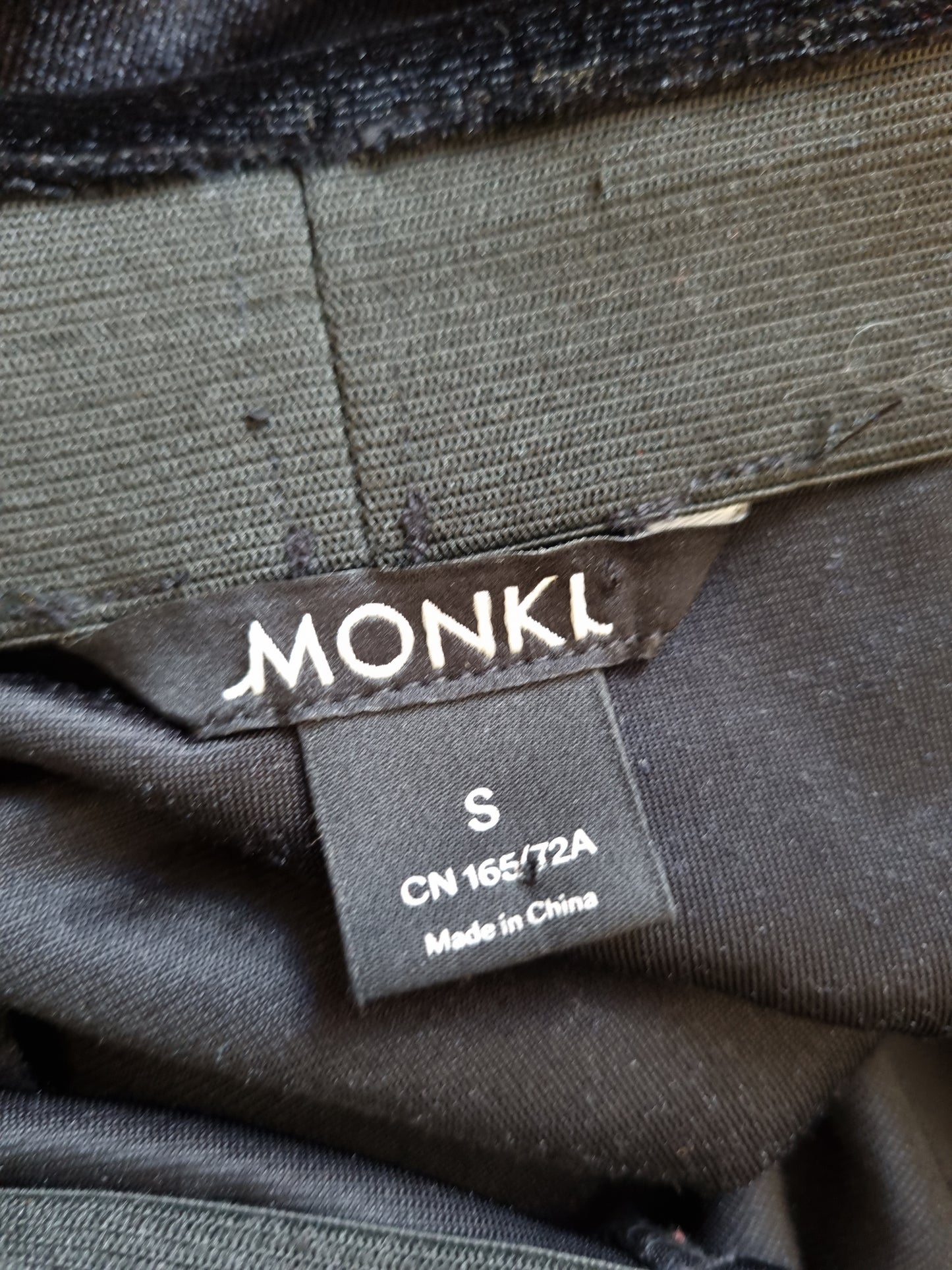 Monki velourskjørt - S