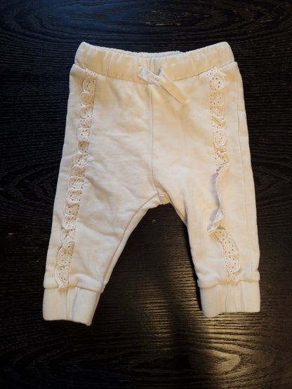 Bukse med blondekant - 62