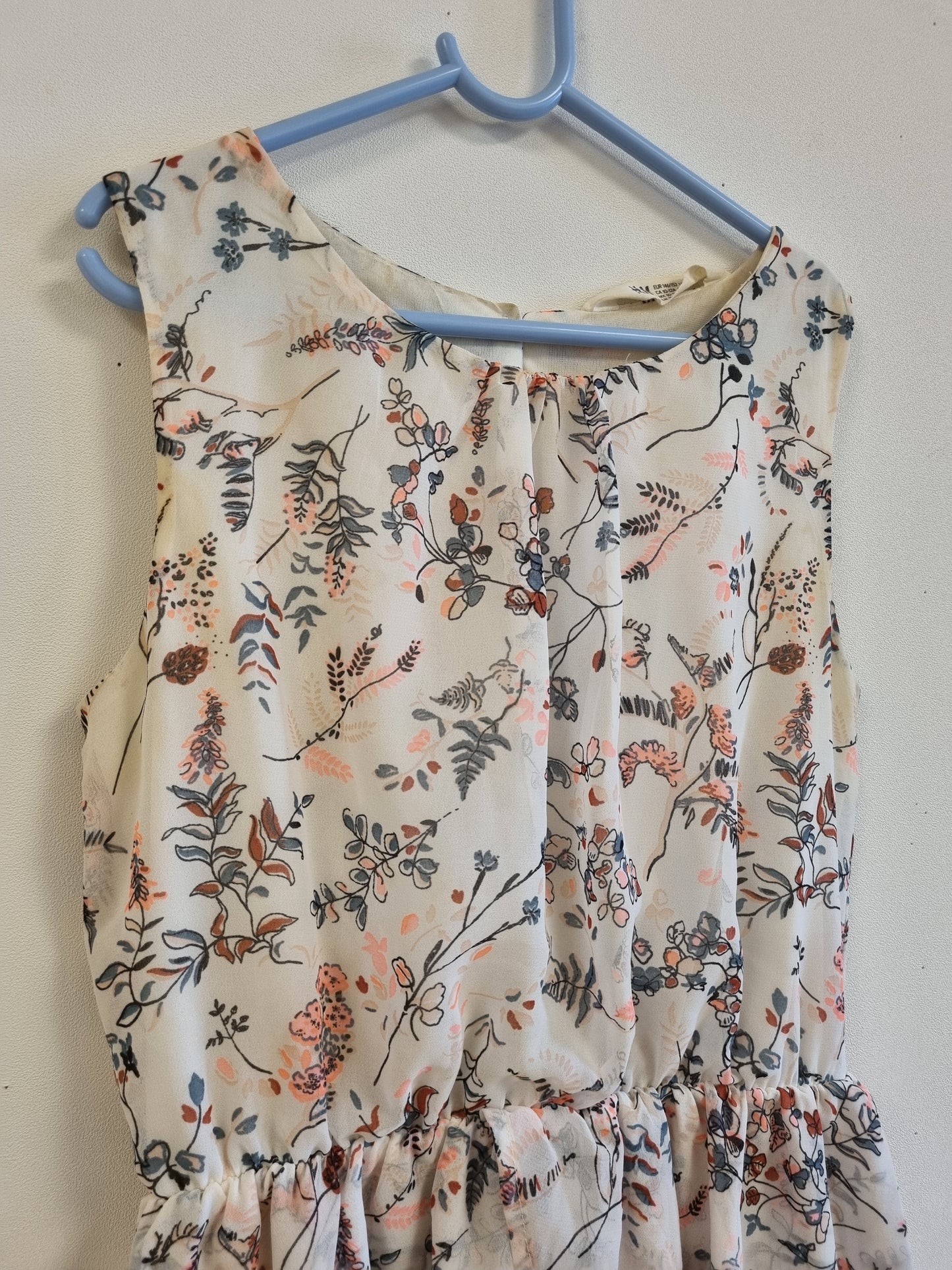 Lys kjole med blomsterprint - 146/152