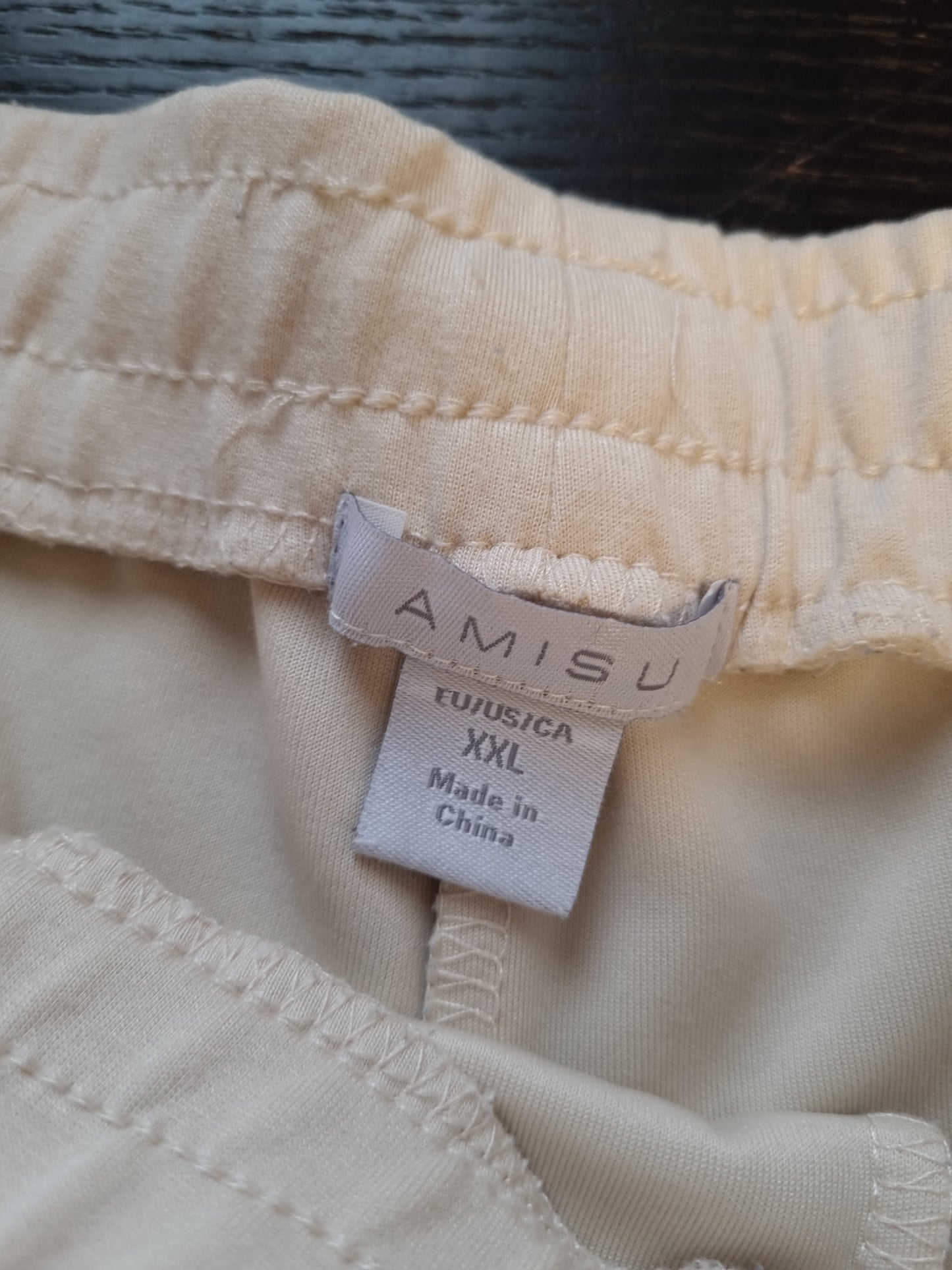 Amisu shorts - 2XL