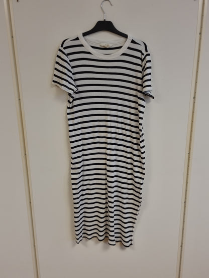 H&M Stripet kjole - M