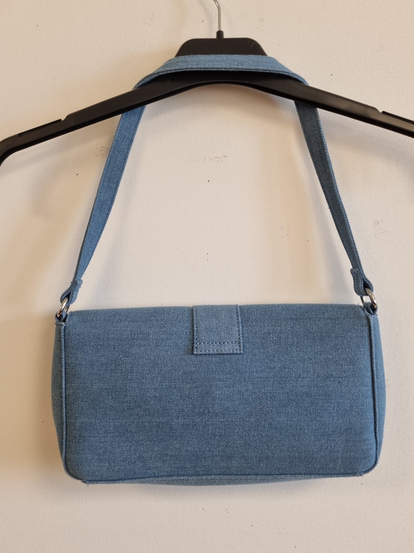 Blå denim veske