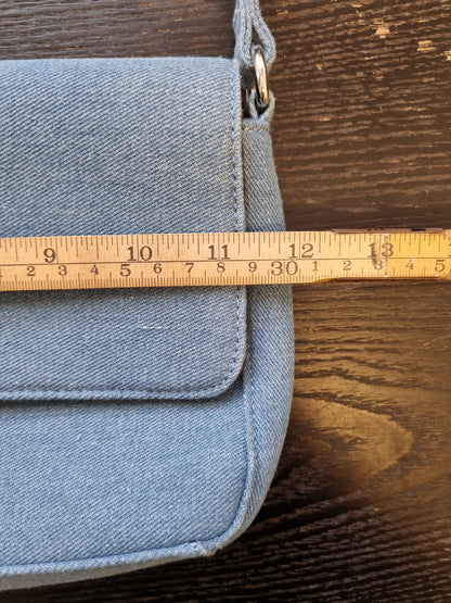 Blå denim veske