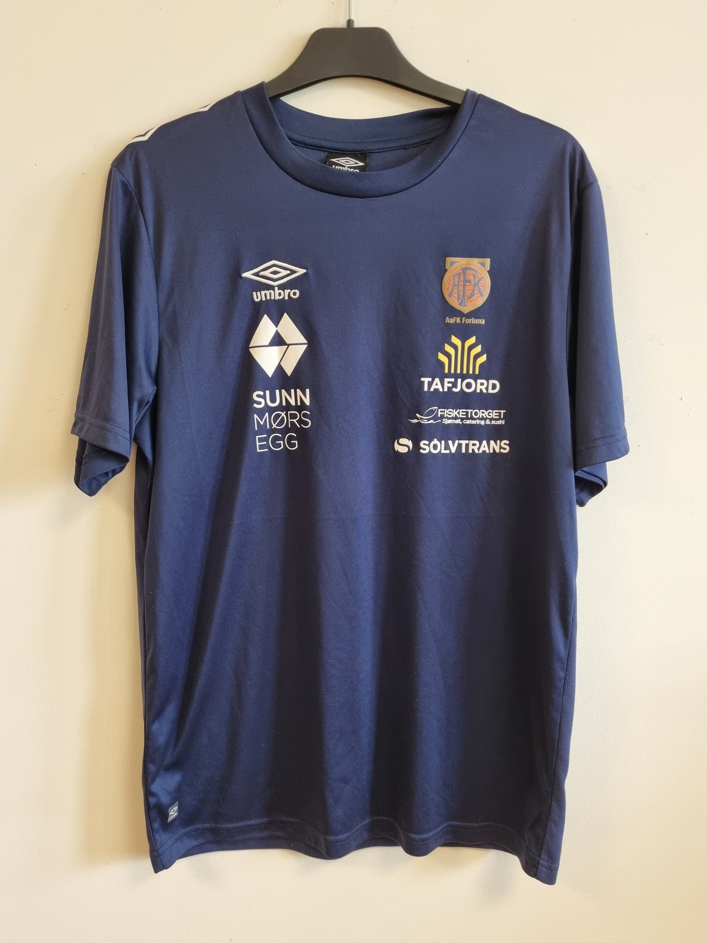 Umbro AAFK Fortuna t-skjorte - L