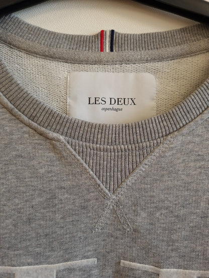 Les Deux genser - M