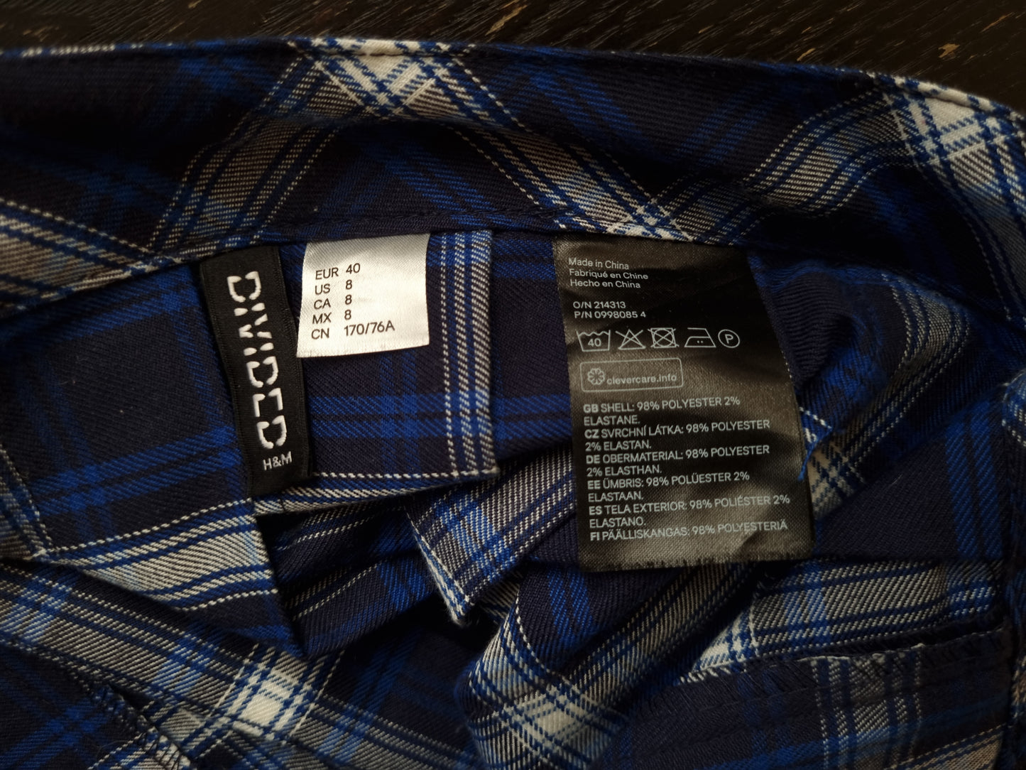 H&M rutet skjørt - M