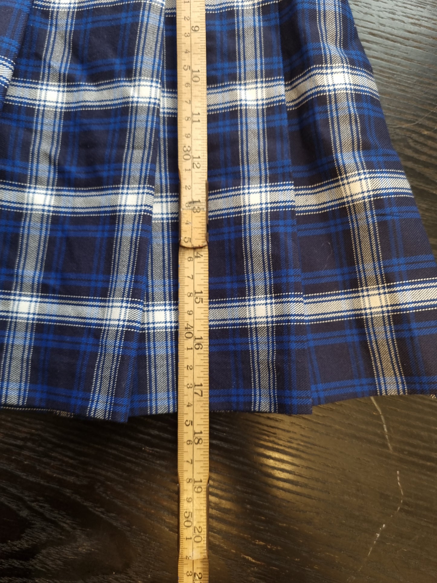 H&M rutet skjørt - M
