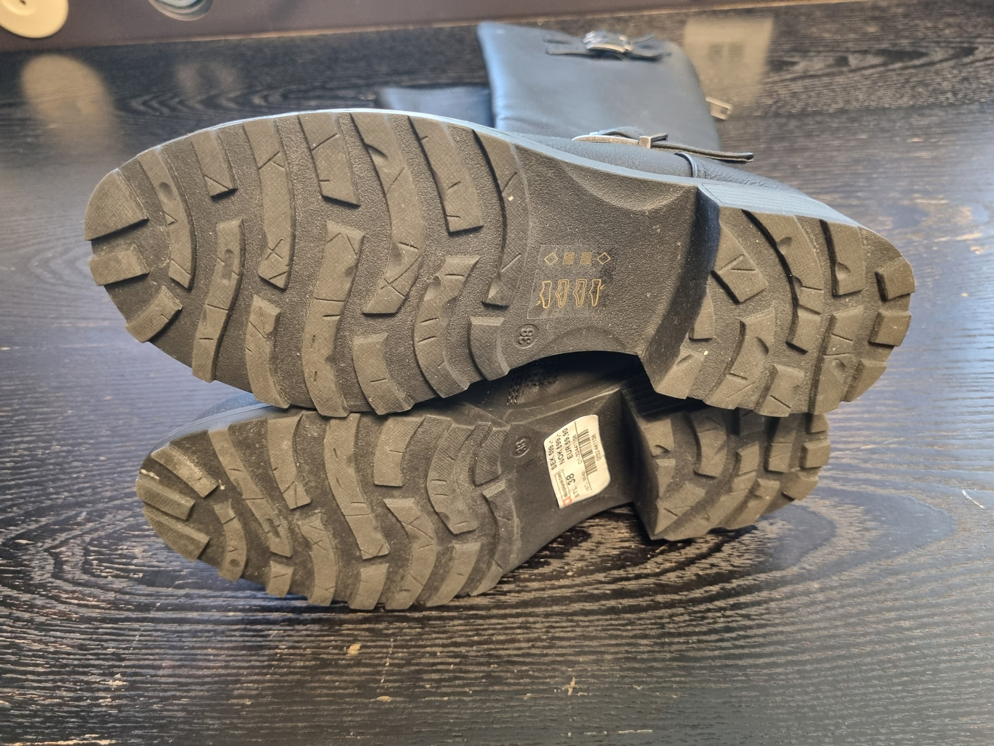 NY! Skinnstøvletter (38)