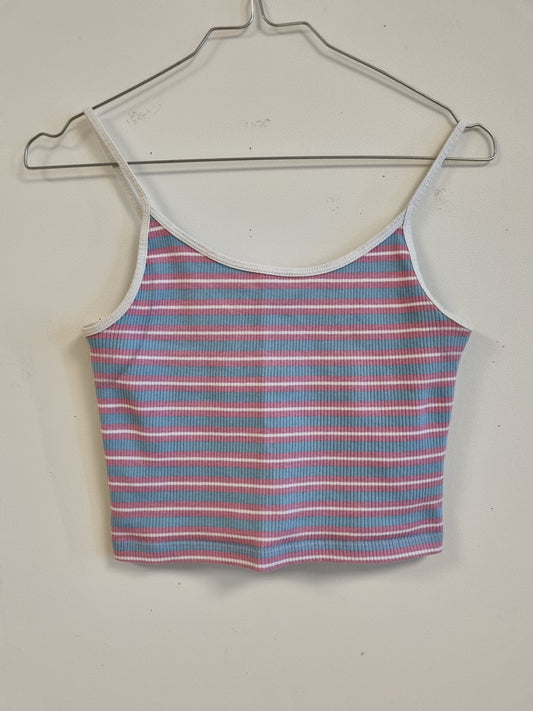 FB Sister Crop top - L