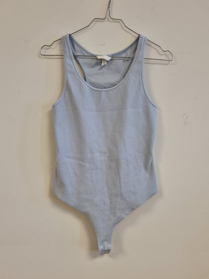 H&M Body - M