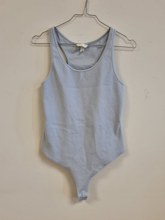 H&M Body - M