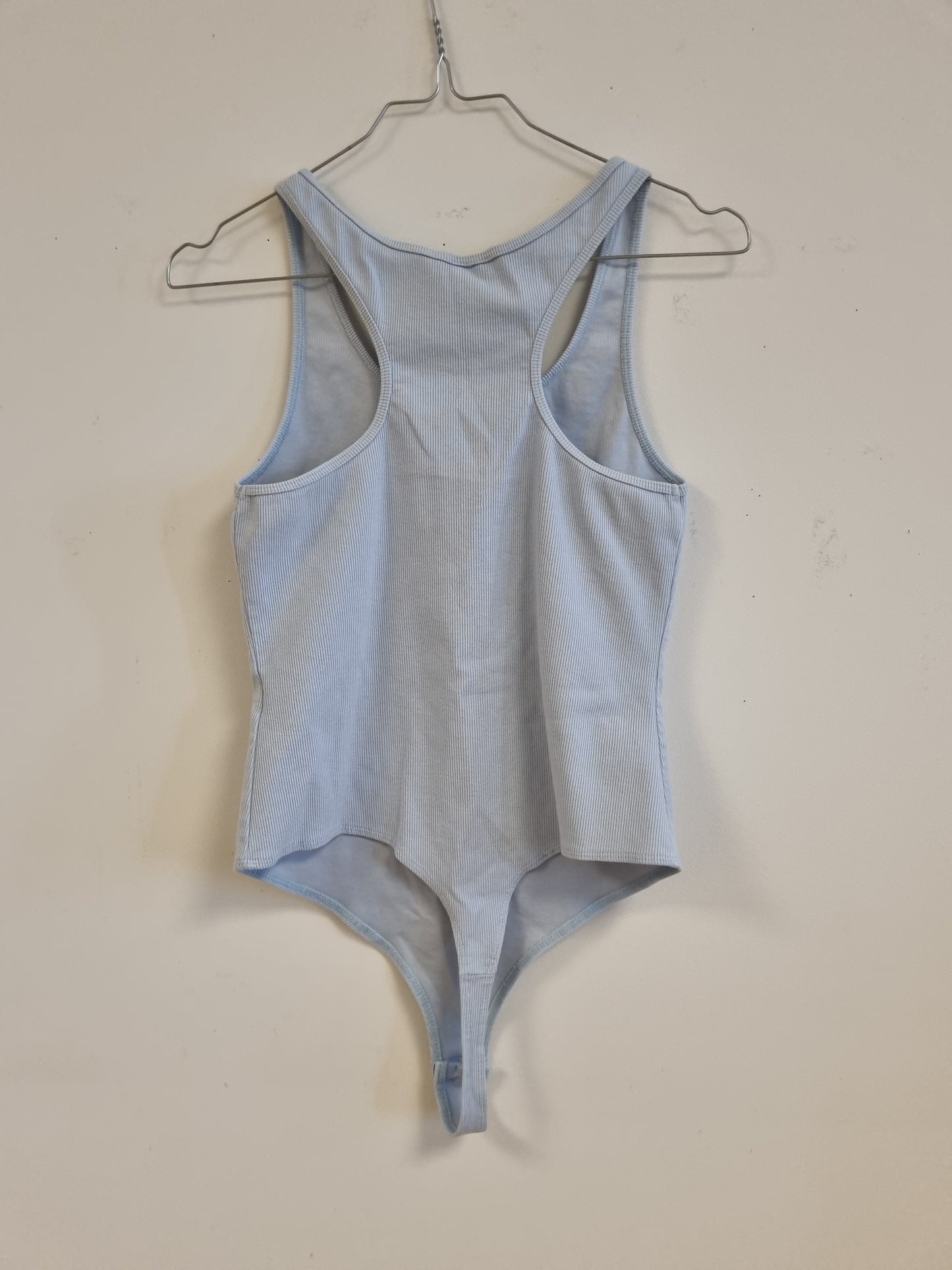 H&M Body - M
