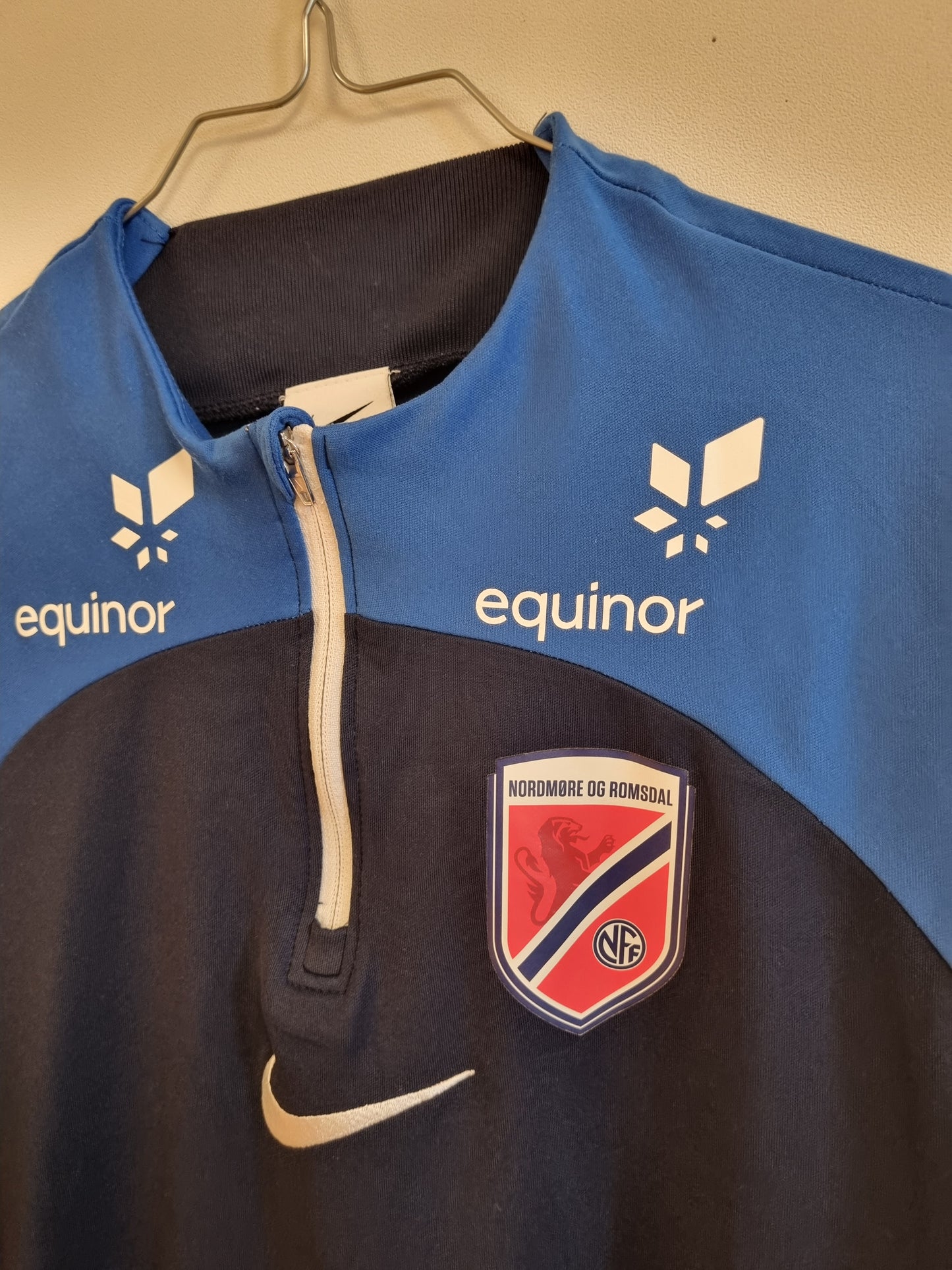 Nike treningsgenser NFF - M