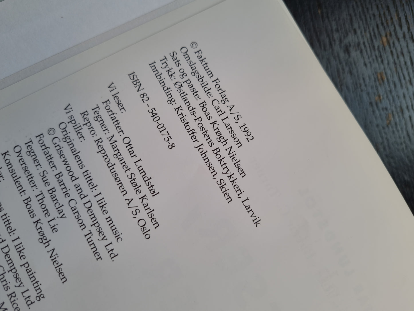 Vi leser, spiller og maler - Faktaserien 1992