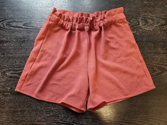 Only shorts - M