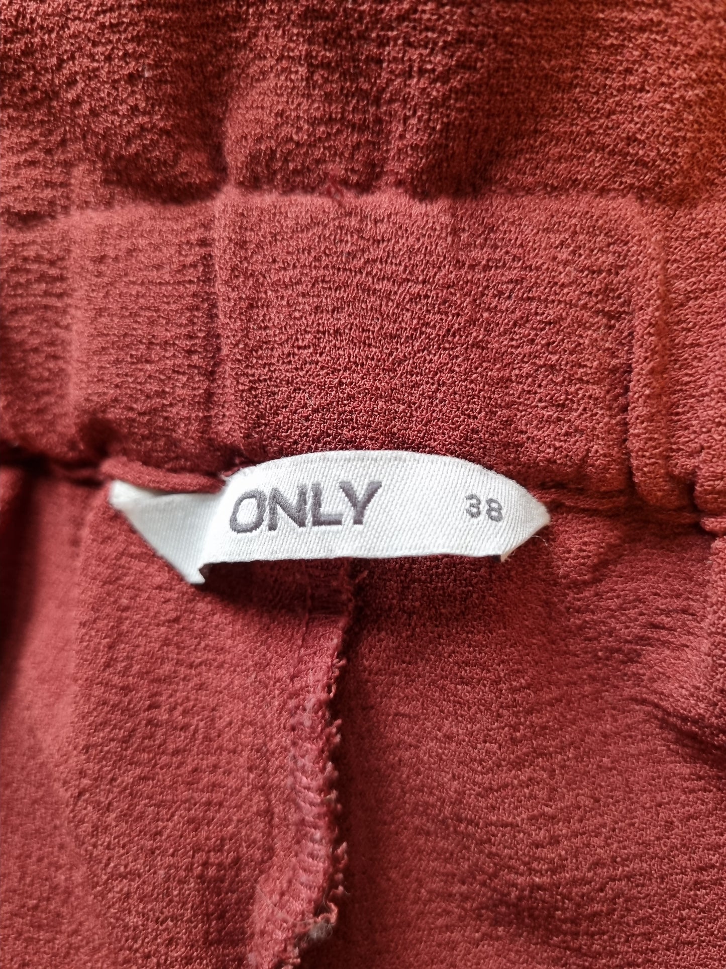Only shorts - M
