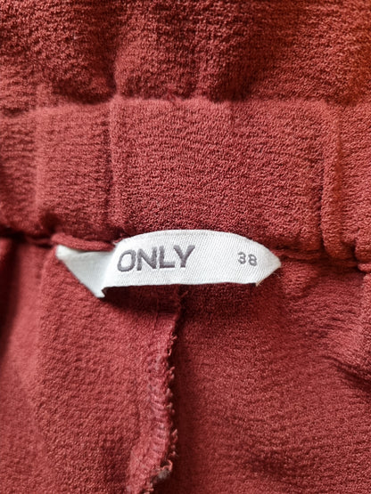 Only shorts - M