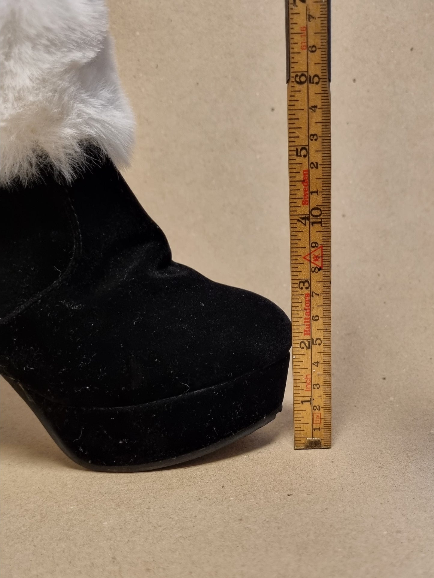Høyhælte boots - 36