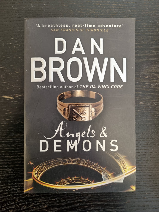 Angels & Demons - Dan Brown