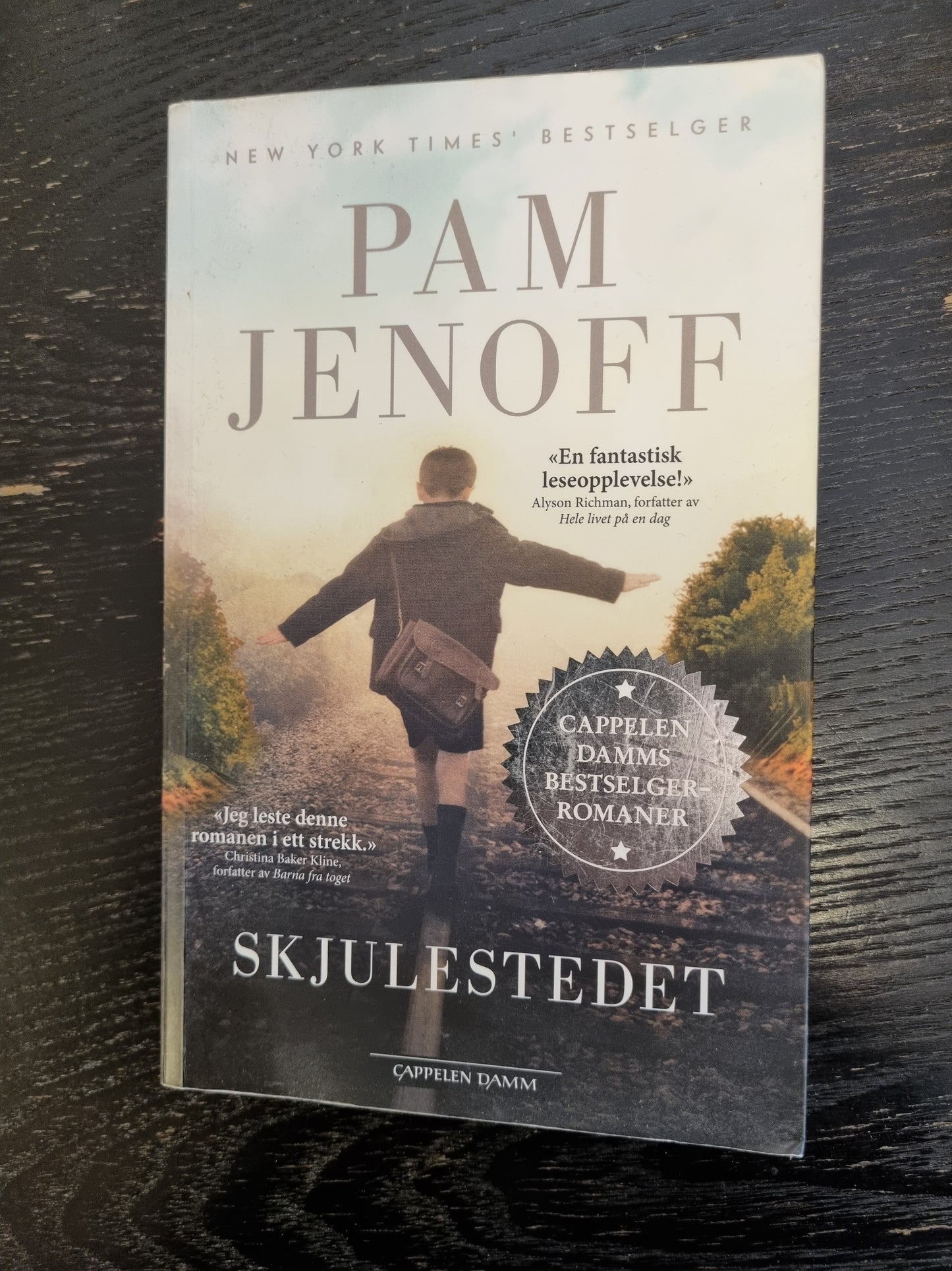 Skjulestedet – Pam Jenoff
