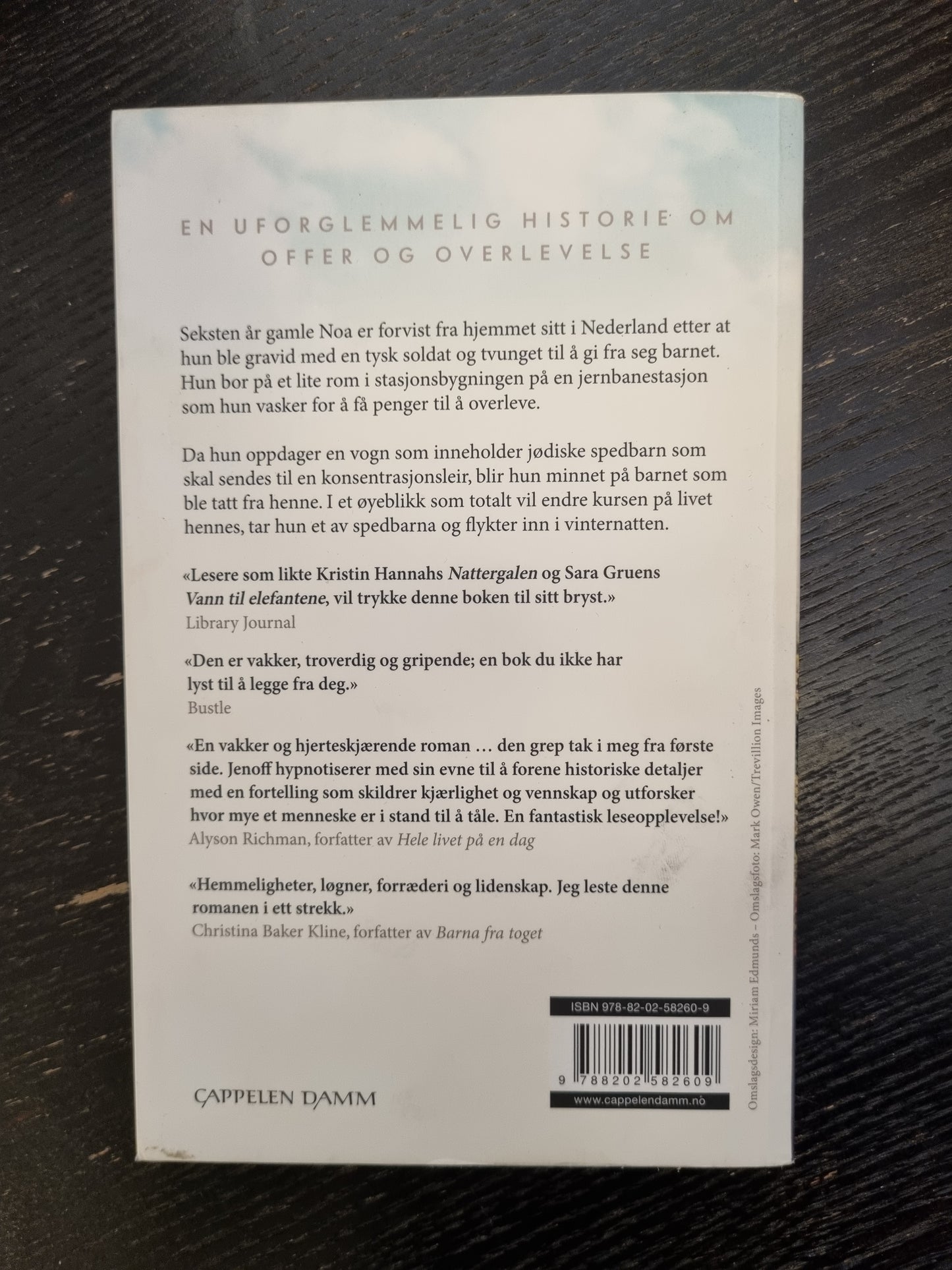 Skjulestedet – Pam Jenoff