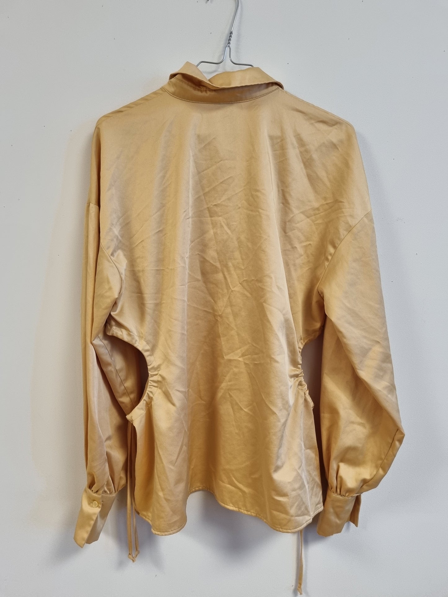 Gina Tricot satengskjorte - S