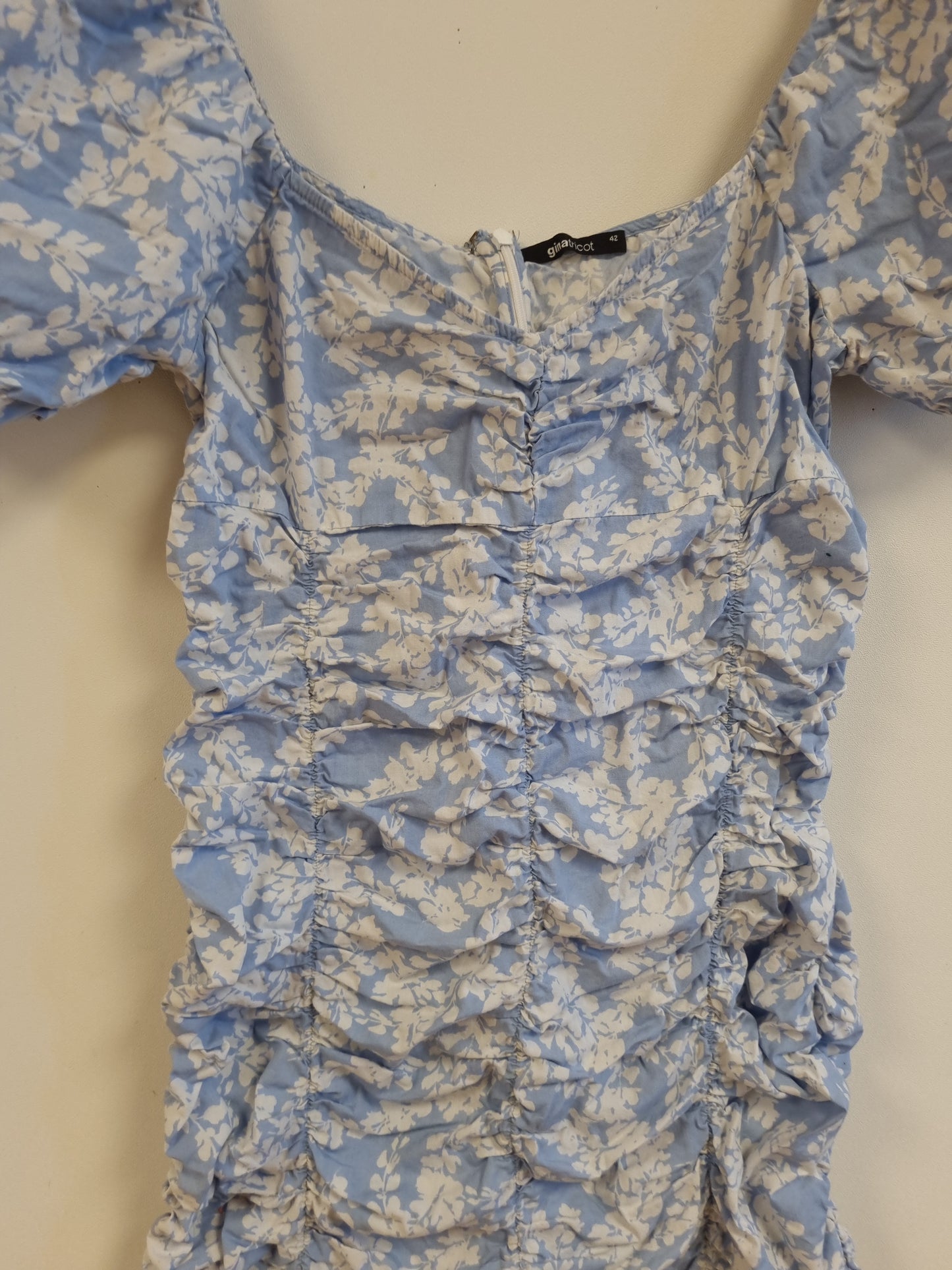 Gina Tricot blomsterkjole – L