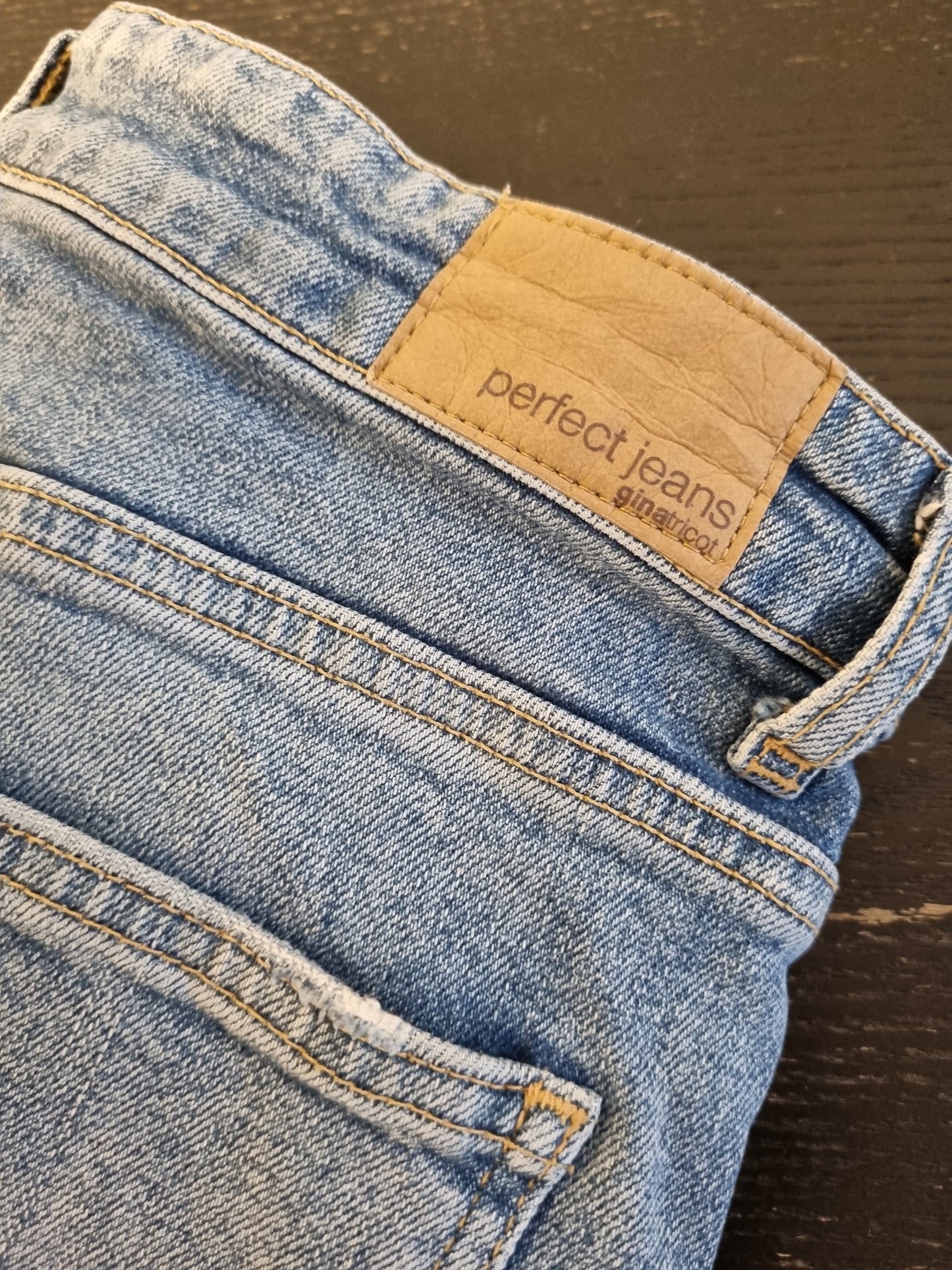 Gina Tricot Perfect Jeans - 40
