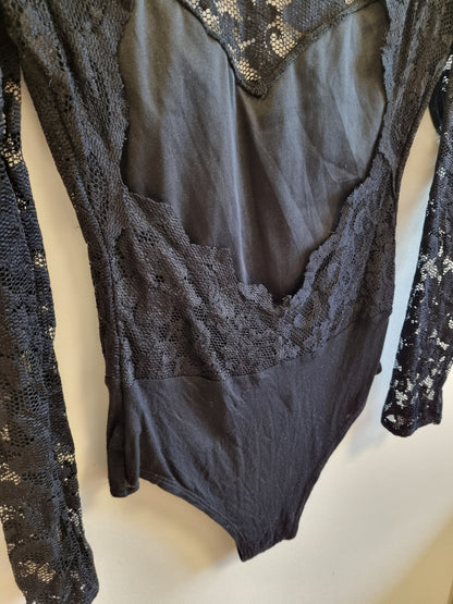 Oneness body - M