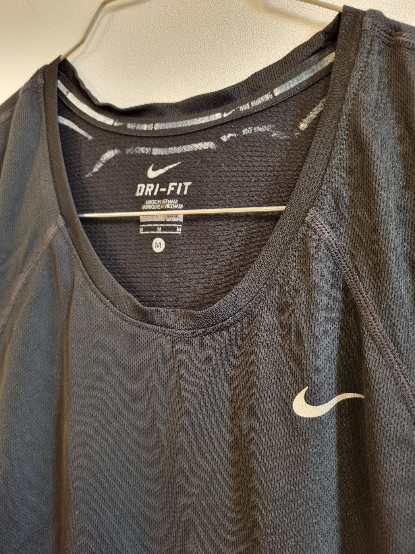 Nike trenings t-skjorte - M