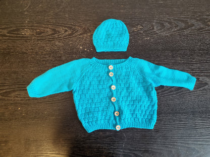 Hjemmestrikket jakke med lue - 62
