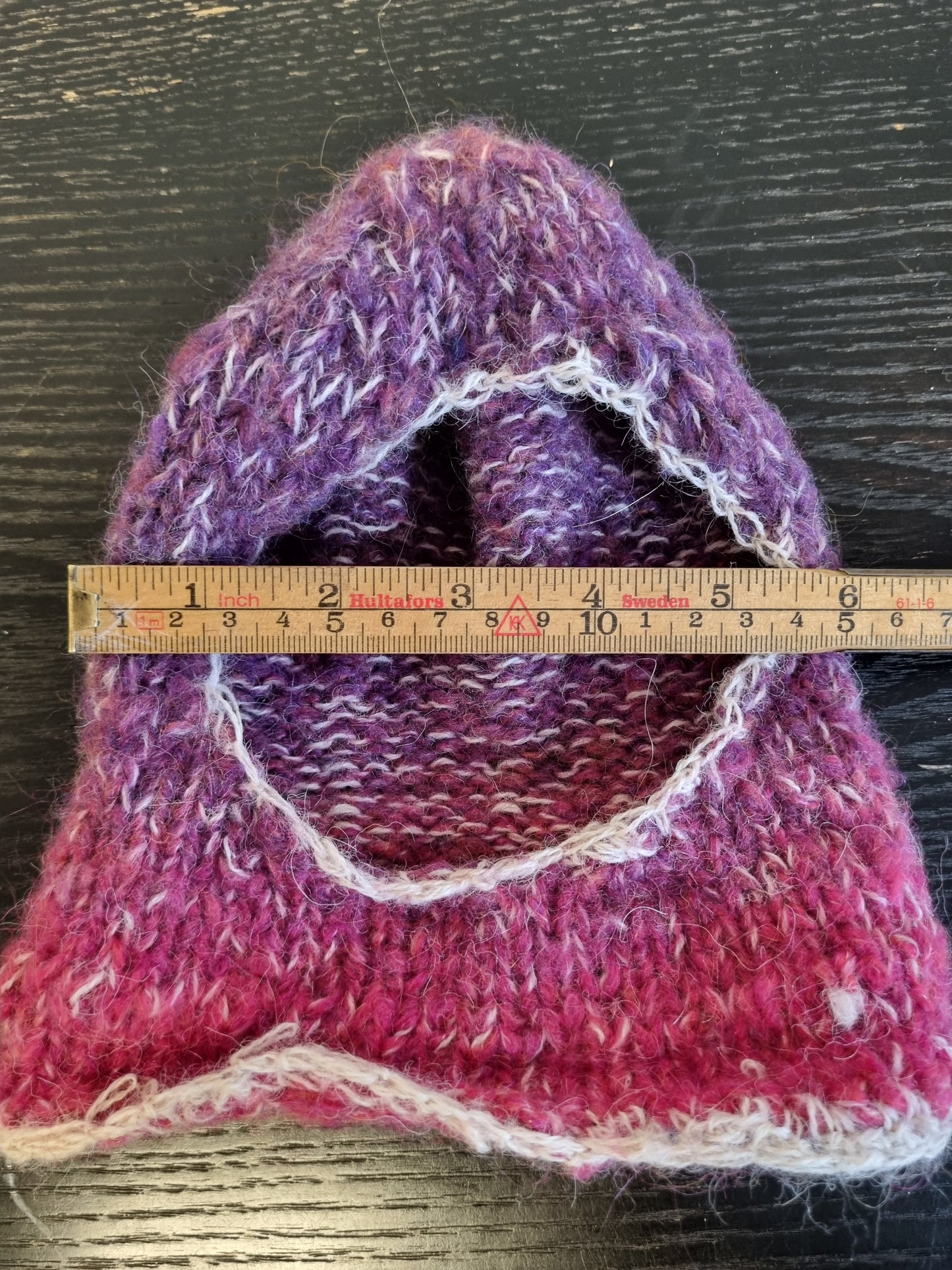 Hjemmestrikket balaclava - 4-8 mnd