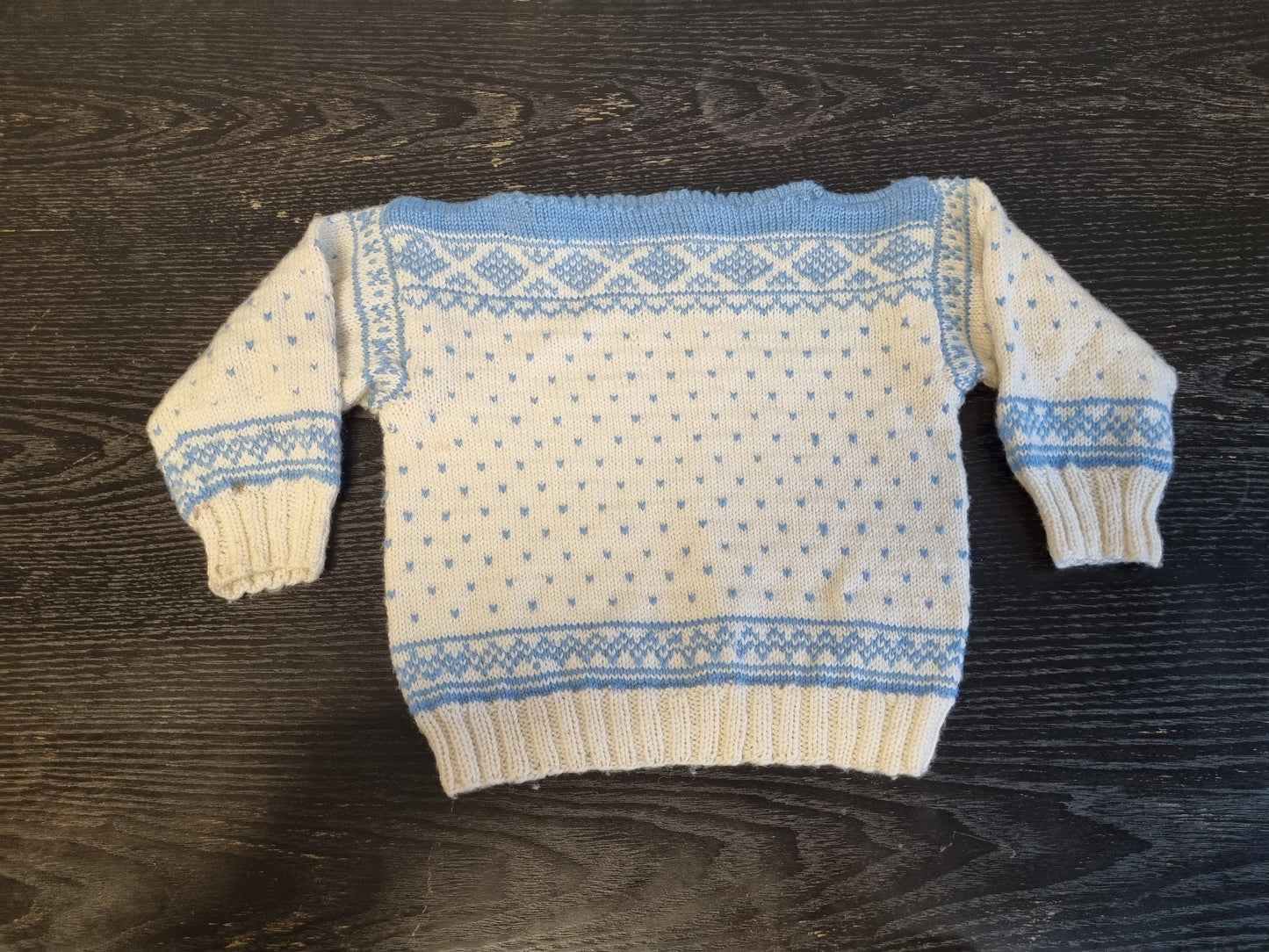 Hjemmestrikket ullgenser - 68
