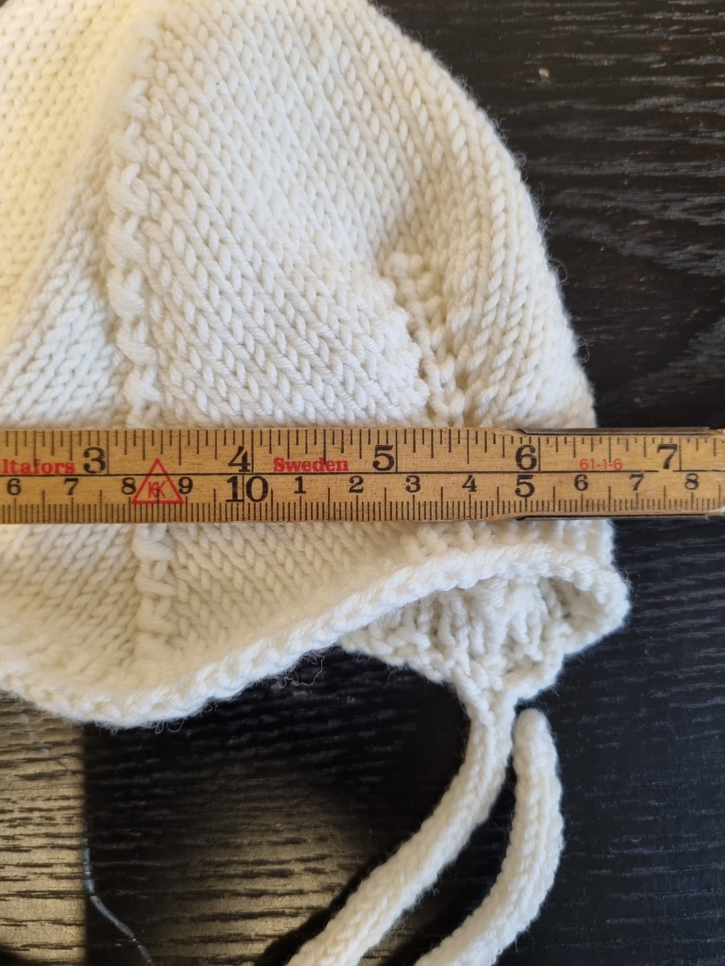 Hjemmestrikket babylue - 3–6 mnd
