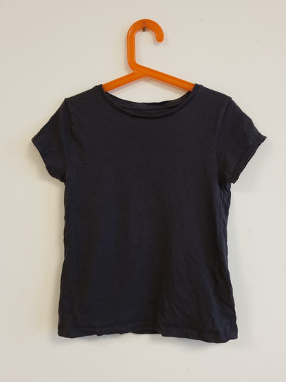 H&M t-skjorte - 134