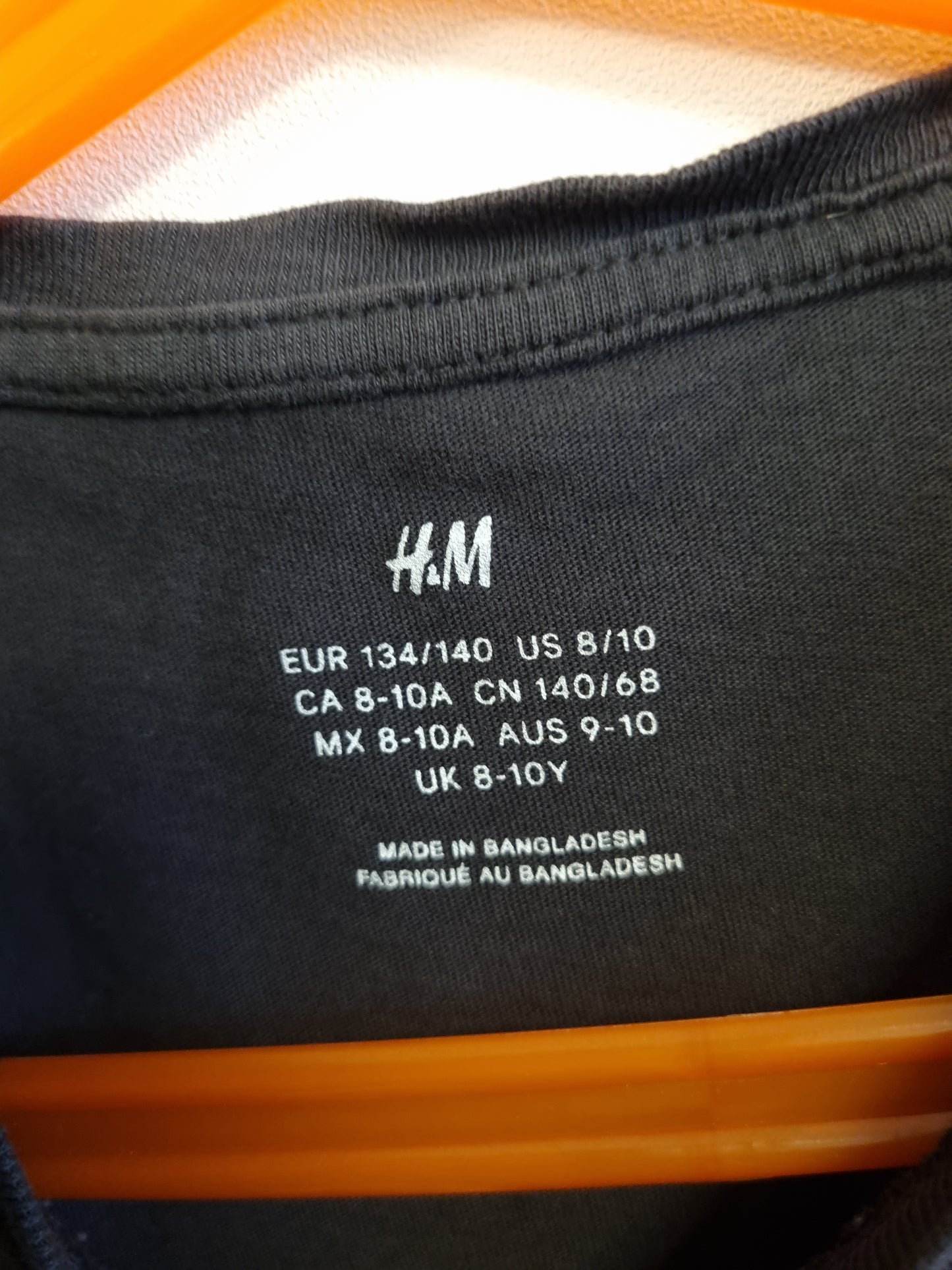 H&M t-skjorte - 134