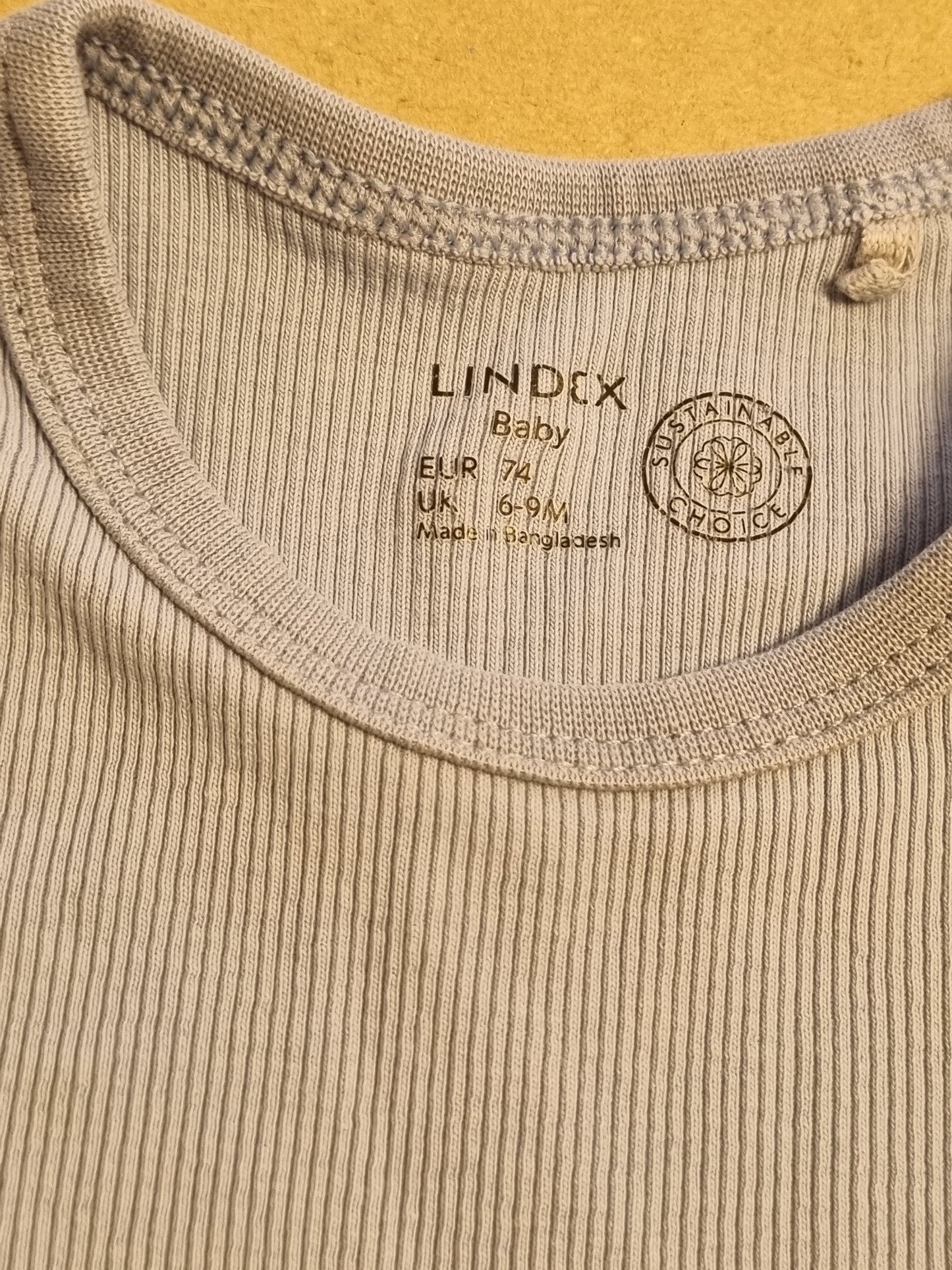 Lindex body - 74