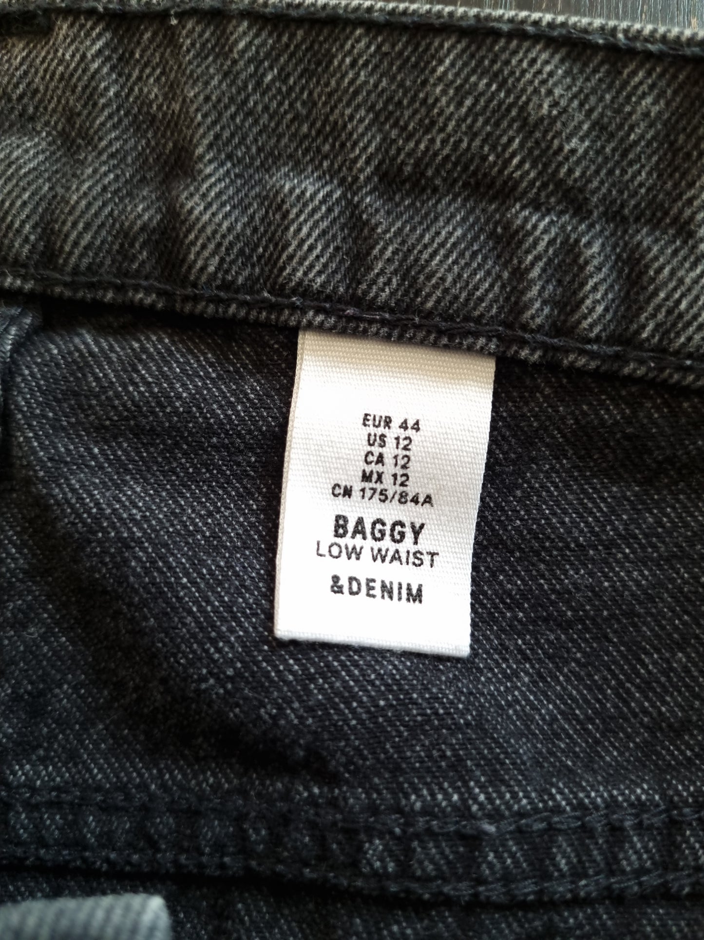 H&M baggy low waist jeans - 44