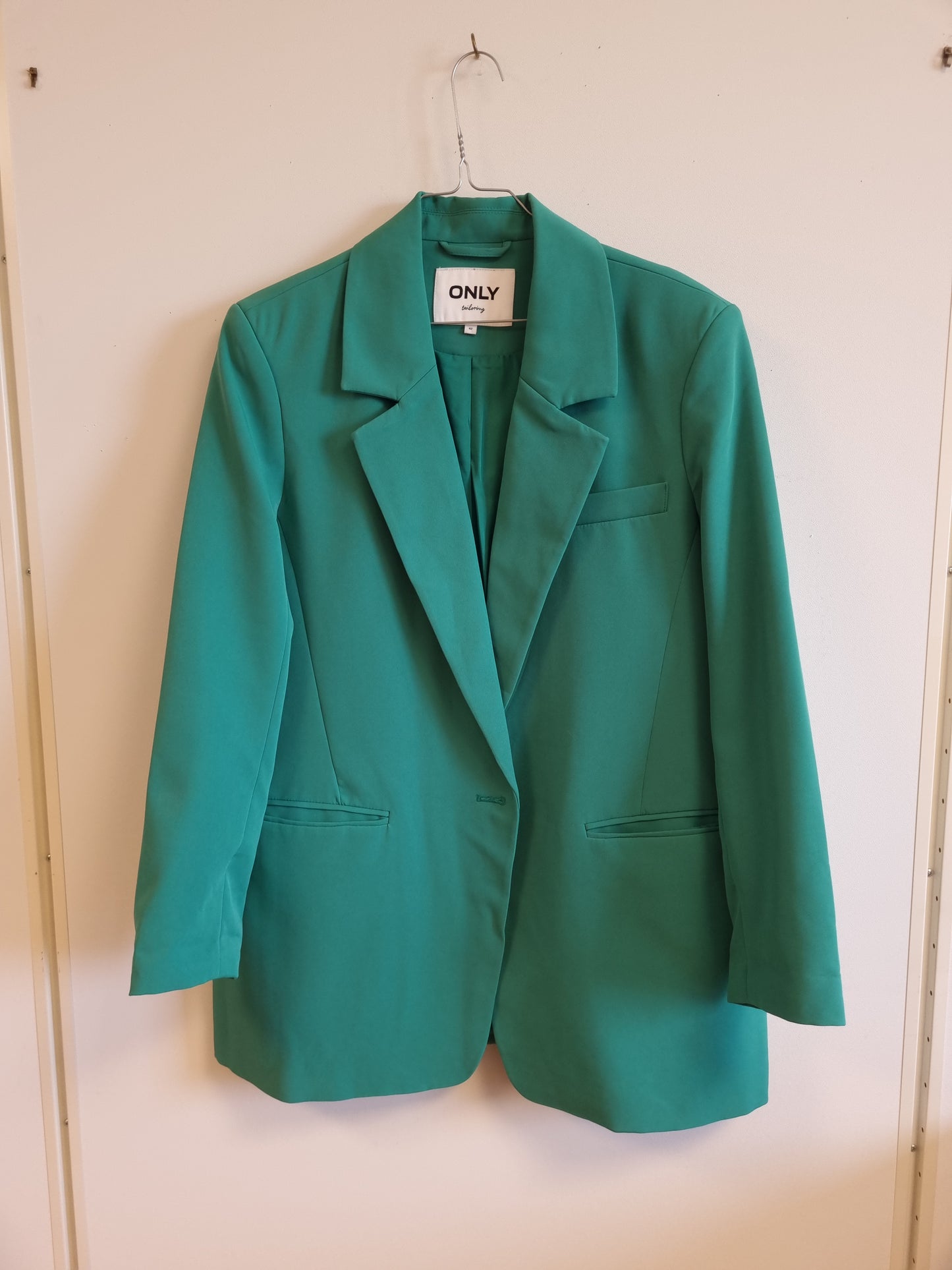 Only blazer - 42