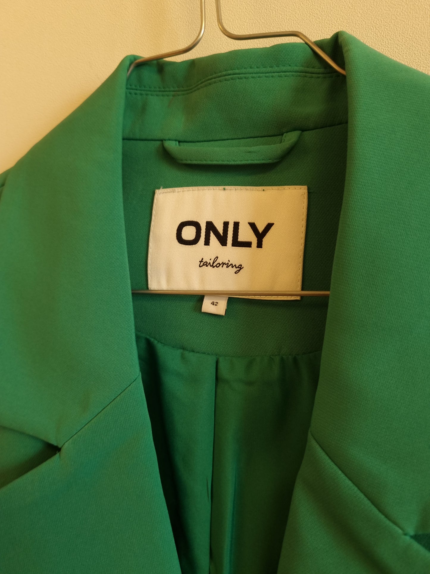Only blazer - 42