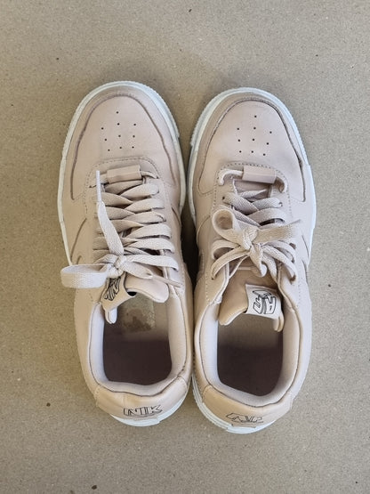 Nike Air Force 1 Pixel Particle Beige – str 38,5