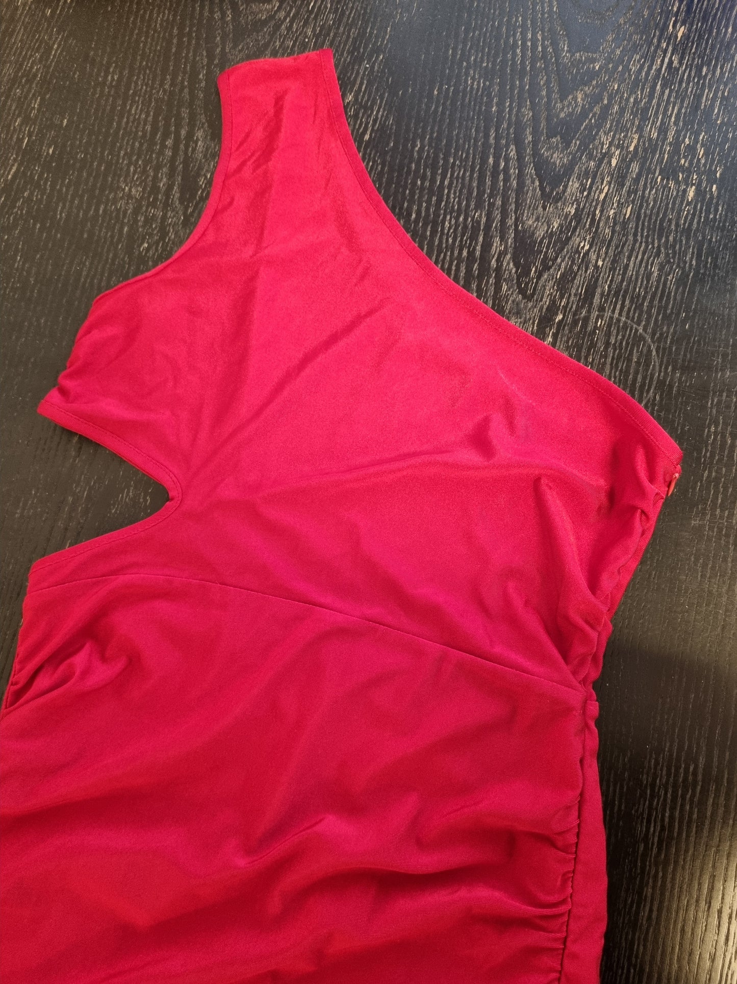 One shoulder kjole - S