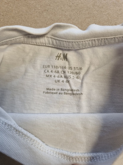 H&M t-skjorte - 110