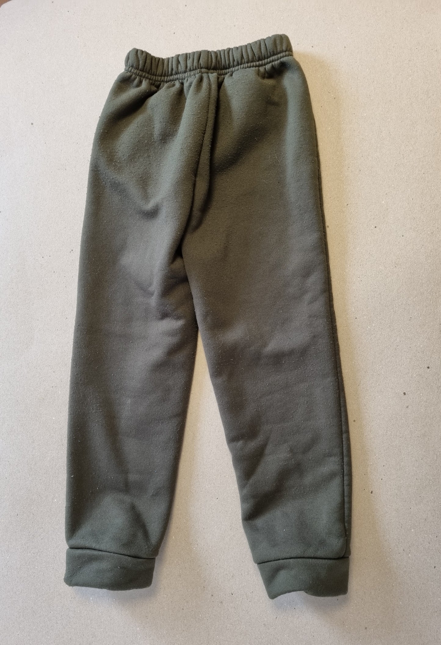 Joggedress med gamingmotiv – 120
