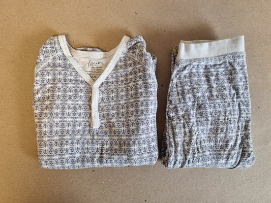 Lilleba todelt pysjamas – 110/116